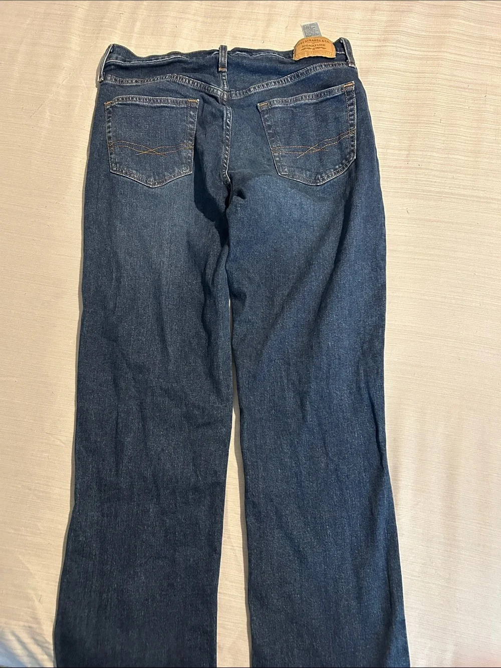 Levi signature athletic jeans 34x34